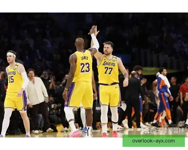 NBA季后赛激战正酣 勇士、湖人迎战关键对决谁能突围晋级总决赛